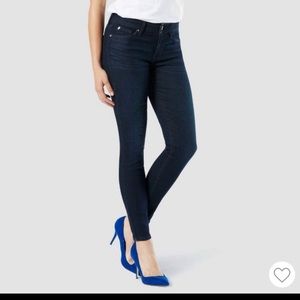 Denizen Levi’s High Rise Super Skinny Stretch Blue Jeans 30